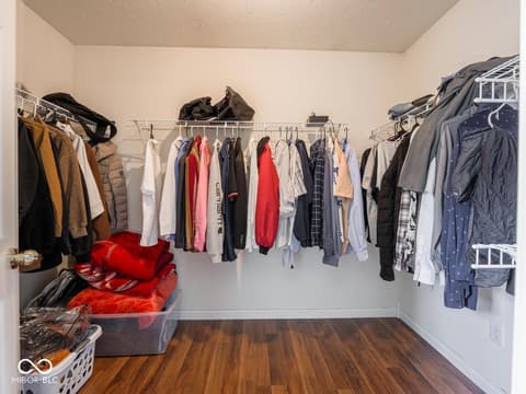 Walk In Closets — 7611 Penguin Circle, Indianapolis, IN
