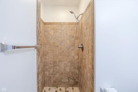 Photo of 6429 Shanghai Road, Indianapolis, IN