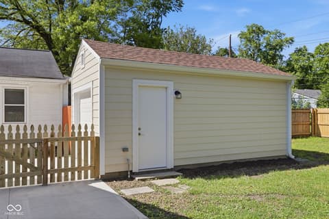 Garage at 5018 Primrose Avenue, Indianapolis, IN