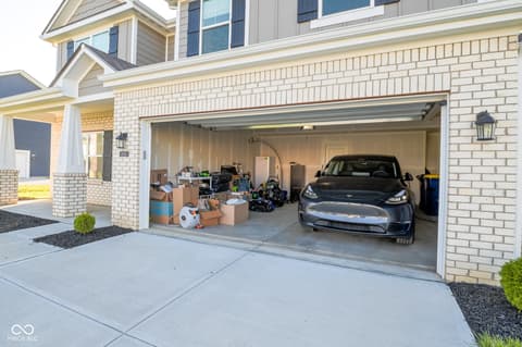 Garage at 4866 Rosie Boulevard, McCordsville, IN