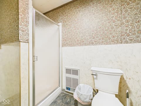Bathroom at 915 Hattie Drive, Anderson, IN