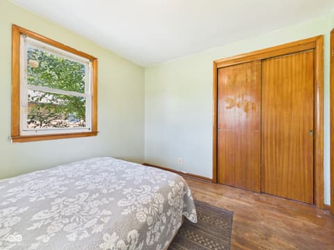 Bedroom at 915 Hattie Drive, Anderson, IN