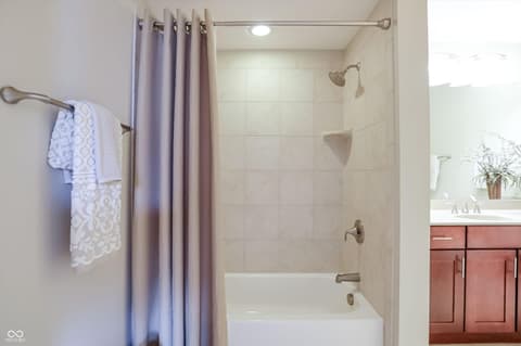 Photo of 5718 Lifestyle Drive, Indianapolis, IN
