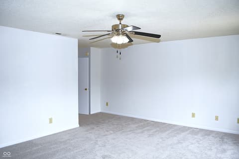 Photo of 1795 Feather Reed Lane, Greenwood, IN