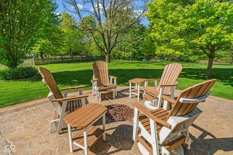 Outdoor living area at 87 John Court, Danville, IN