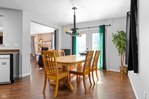 Dining room at 19185 Calico Aster Drive, Noblesville, IN