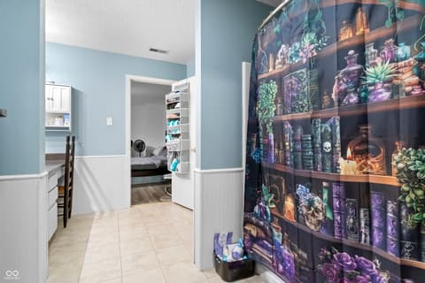 Primary bathroom at 19185 Calico Aster Drive, Noblesville, IN