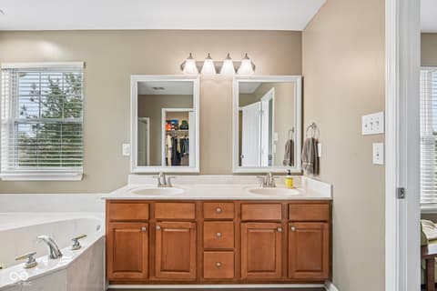 Photo of 9426 Stones Ferry Way, Indianapolis, IN