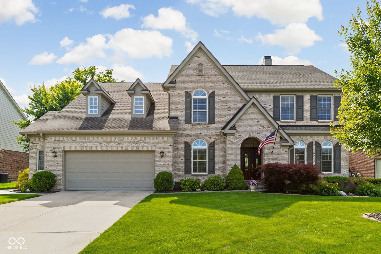 Photo of 4289 Honeysuckle Lane, Zionsville, IN