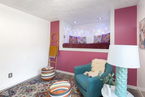 Sitting Room — 7525 Turnberry Court, Indianapolis, IN