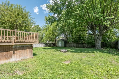 Yard at 7525 Turnberry Court, Indianapolis, IN