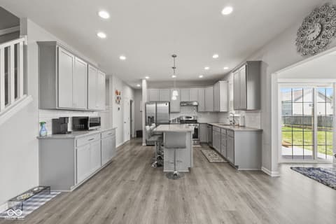 Photo of 9133 Thames Drive, Avon, IN
