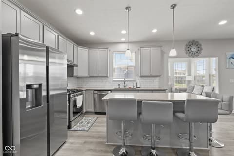Photo of 9133 Thames Drive, Avon, IN