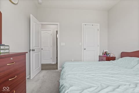 Photo of 9133 Thames Drive, Avon, IN