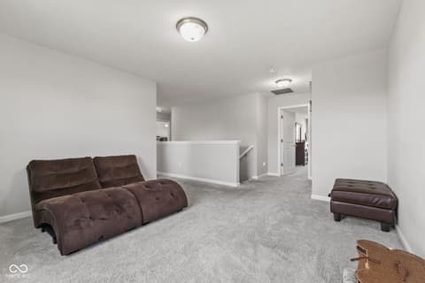 Photo of 9133 Thames Drive, Avon, IN