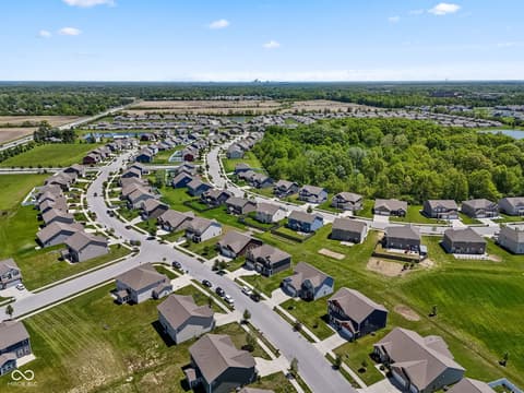 Photo of 9133 Thames Drive, Avon, IN