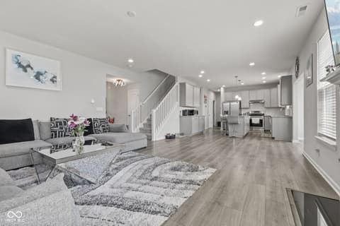 Photo of 9133 Thames Drive, Avon, IN
