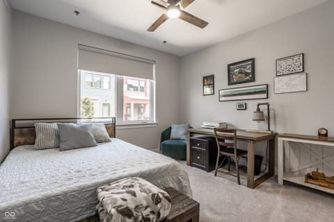 Photo of 622 E 10th Street, Indianapolis, IN