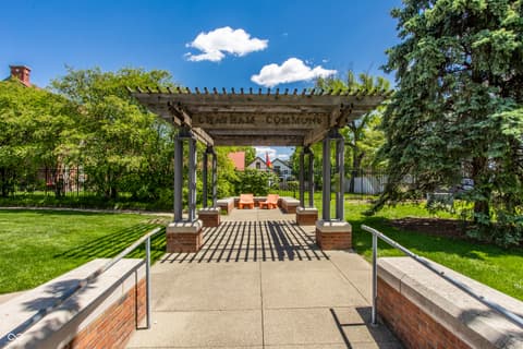 Photo of 622 E 10th Street, Indianapolis, IN