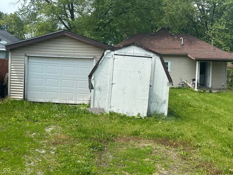 Photo of 1051 John Street, Frankfort, IN