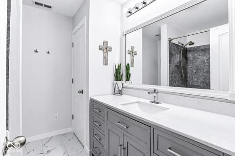 Photo of 5843 Minden Drive, Indianapolis, IN