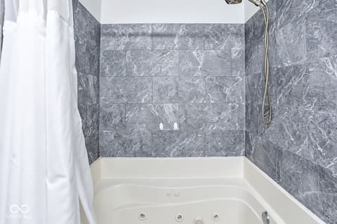 Photo of 5843 Minden Drive, Indianapolis, IN
