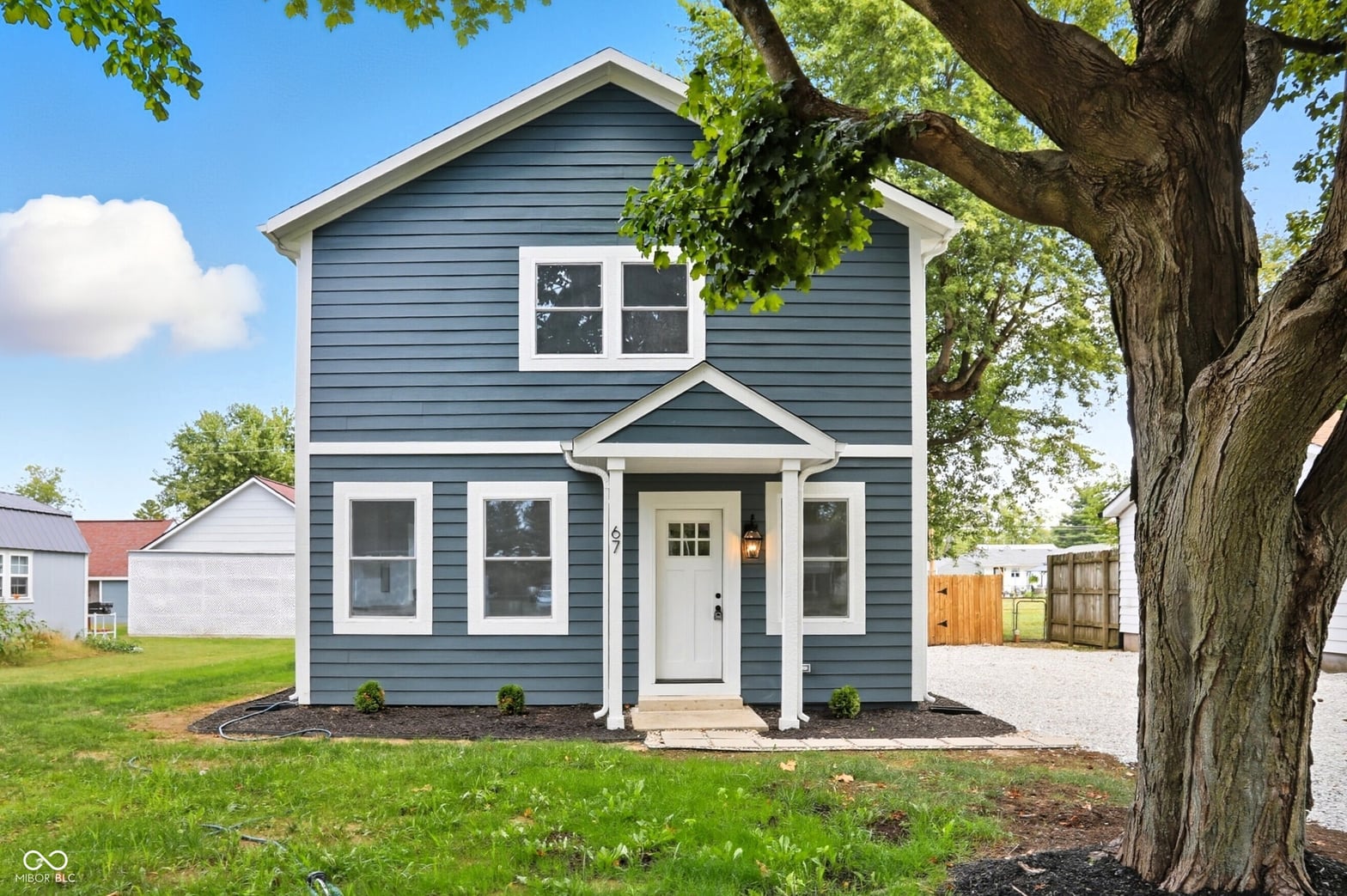 Photo of 67 S Tresslar Avenue, Bargersville, IN