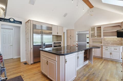 Photo of 13500 Six Points Road, Carmel, IN