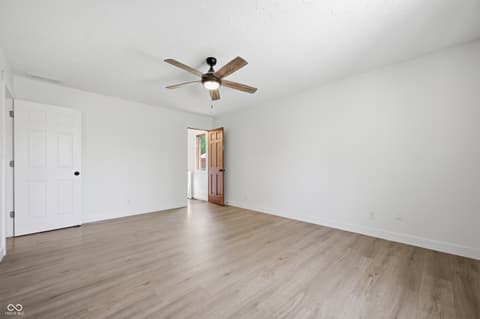 Photo of 6825 E US Highway 136, Brownsburg, IN