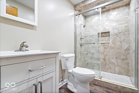 Primary bathroom at 1010 Porto Bello Street, Pendleton, IN
