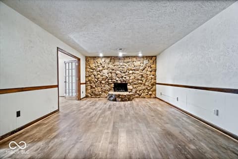 Photo of 1010 Porto Bello Street, Pendleton, IN