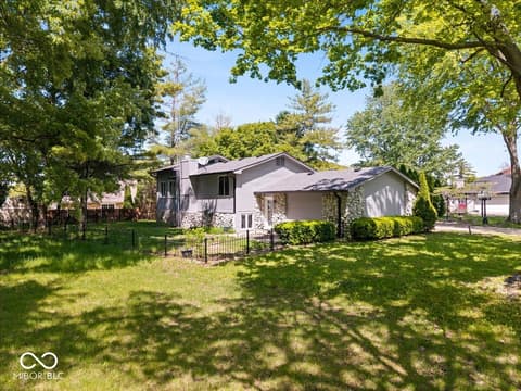 Photo of 1010 Porto Bello Street, Pendleton, IN