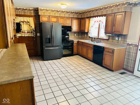 Photo of 4304 Newport Drive, Spencer, IN