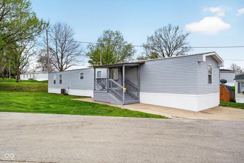 182 Echo Lake E Drive, Mooresville, IN 46158