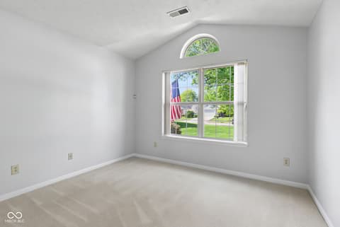 Photo of 1467 Persimmon Circle, Greenfield, IN