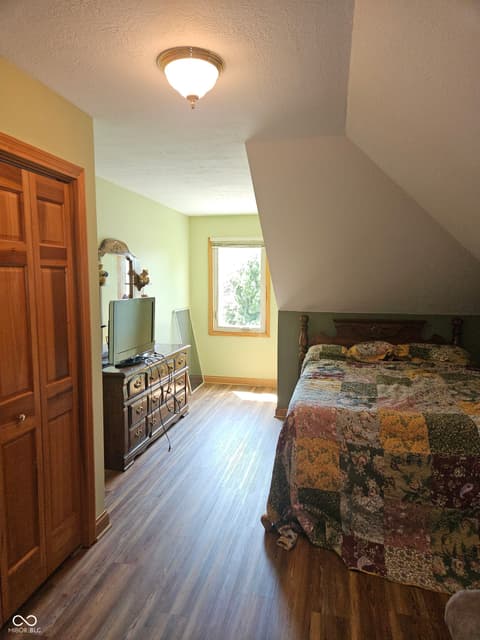 Photo of 1755 Walnut Trace, Greenfield, IN