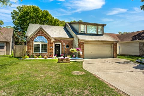 Photo of 6471 Hunters Green Place, Indianapolis, IN