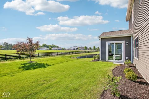 Photo of 1425 Bigleaf Drive, Sheridan, IN