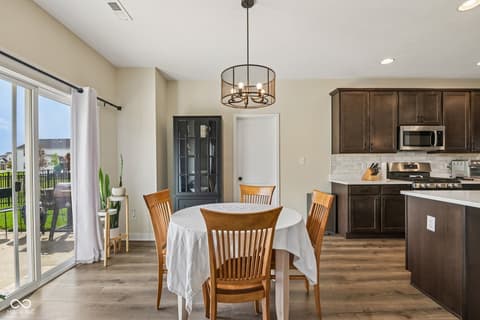 Dining room at 875 Ventura Drive, Westfield, IN