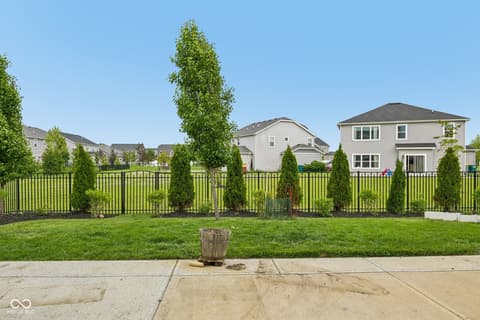 Yard at 875 Ventura Drive, Westfield, IN
