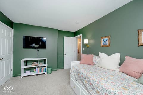 Photo of 12337 River Valley Drive, Fishers, IN