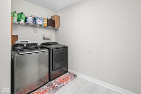 Photo of 587 Ferndale Lane, Danville, IN