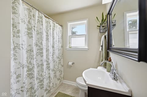 Photo of 1523 N Webster Avenue, Indianapolis, IN