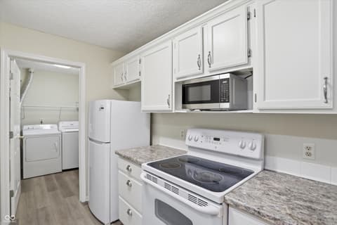 Photo of 11750 Glenbrook Court, Carmel, IN