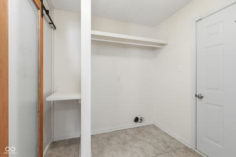 Laundry room at 10215 Lothbury Circle, Fishers, IN
