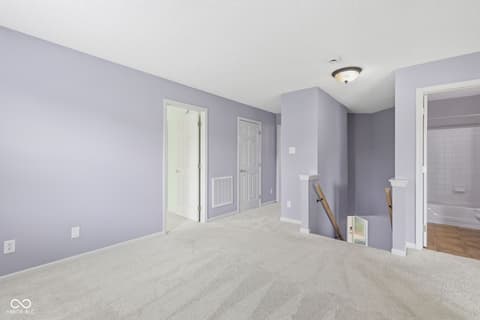 Loft — 10215 Lothbury Circle, Fishers, IN
