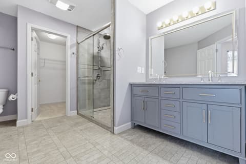 Primary bathroom at 10215 Lothbury Circle, Fishers, IN