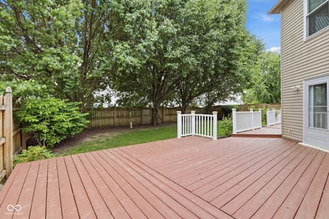 Outdoor living area at 10215 Lothbury Circle, Fishers, IN