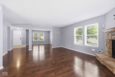 Living room at 10215 Lothbury Circle, Fishers, IN