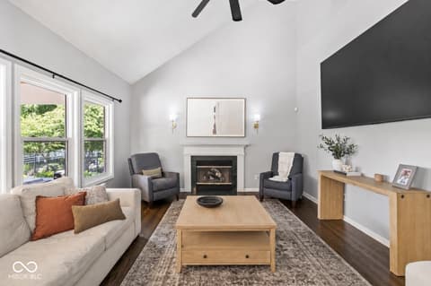 Photo of 11280 Walking Wood Lane, Fishers, IN